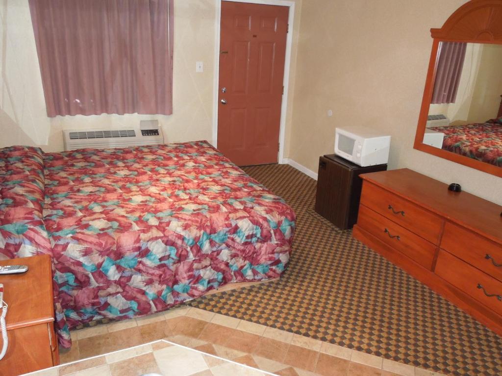 Red Carpet Inn Absecon Ґалловей Номер фото